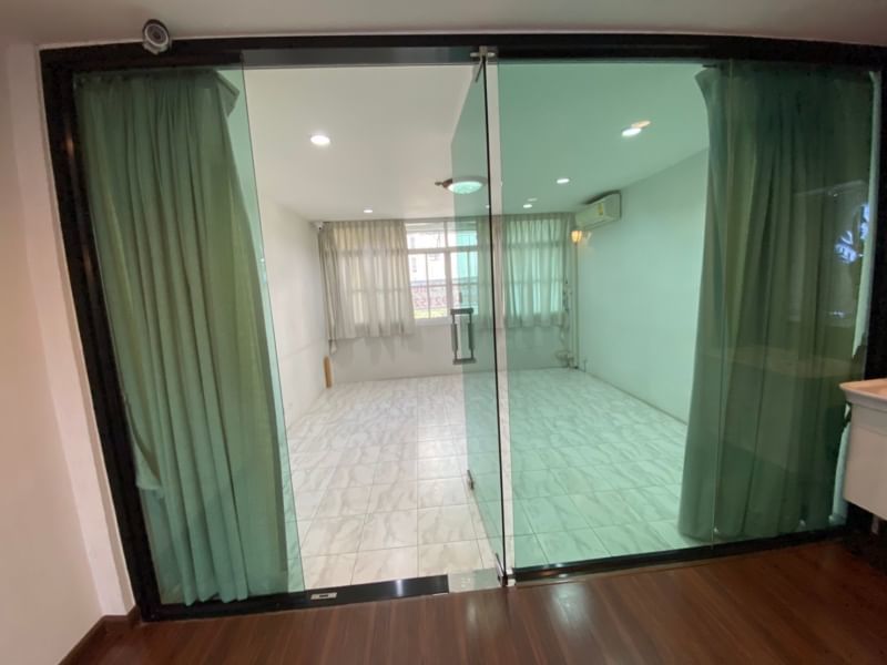SALE โฮมออฟฟิศ เอกมัย 10