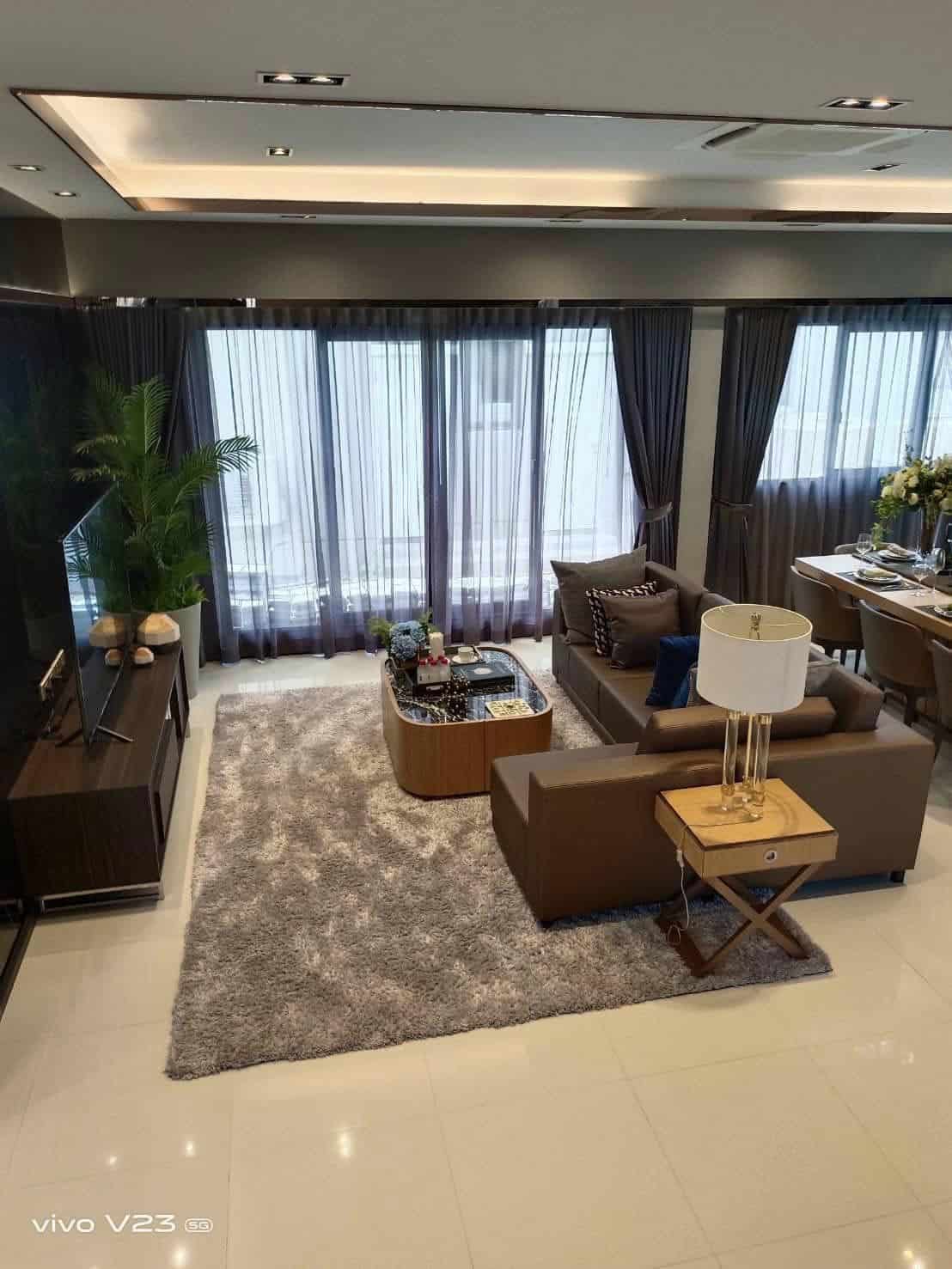 The-City-Ekkamai-Ladprao-01